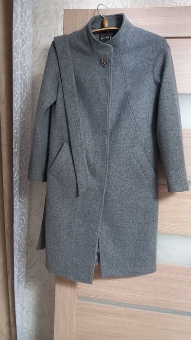 Женская одежда, пальто осеннее