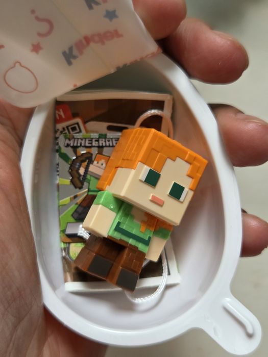 Фигурки Майнкрафт Kinder Joy