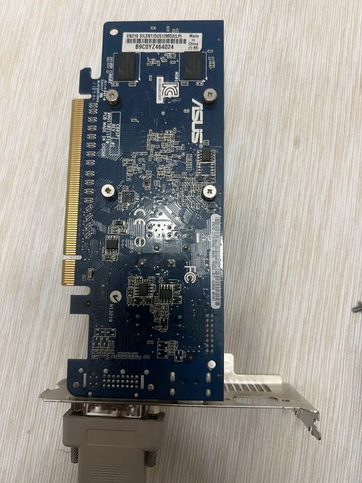 Placa video asus en210 silent 512 mb