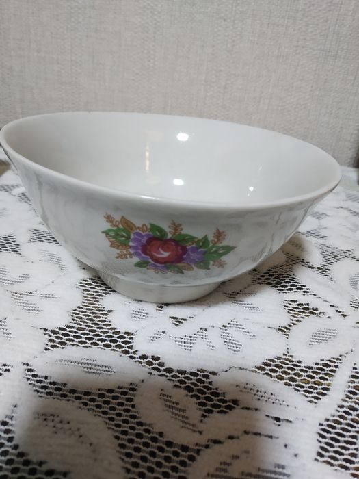 Новая посуда косушки глубокие тарелки и ляган