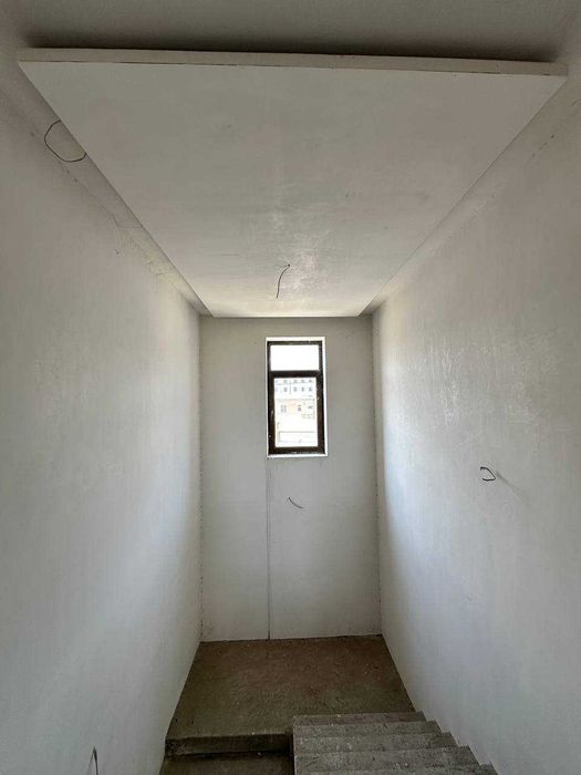 Продаётся коттедж с участком