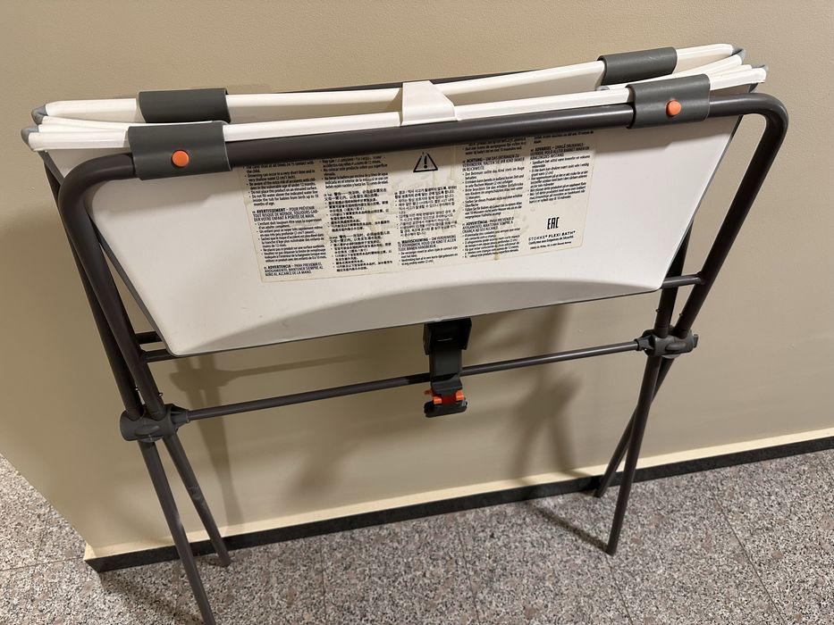 Продавам бебешка вана