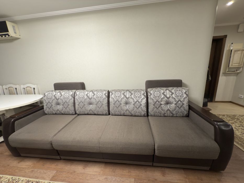 Большой раскладной диван 3 м