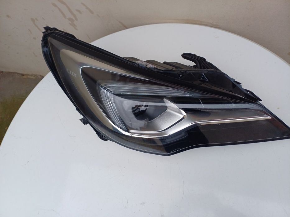 Десет фар за Opel Astra 2018г.;  Full led