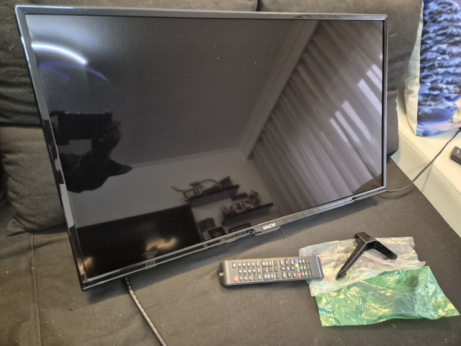 Vand televizor Vinchi diagonala 80, ca nou.
