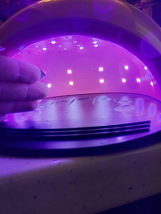 Комплект за гел лак и печка