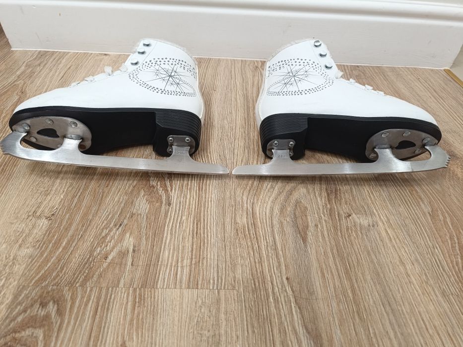 Коньки Sport фигурные