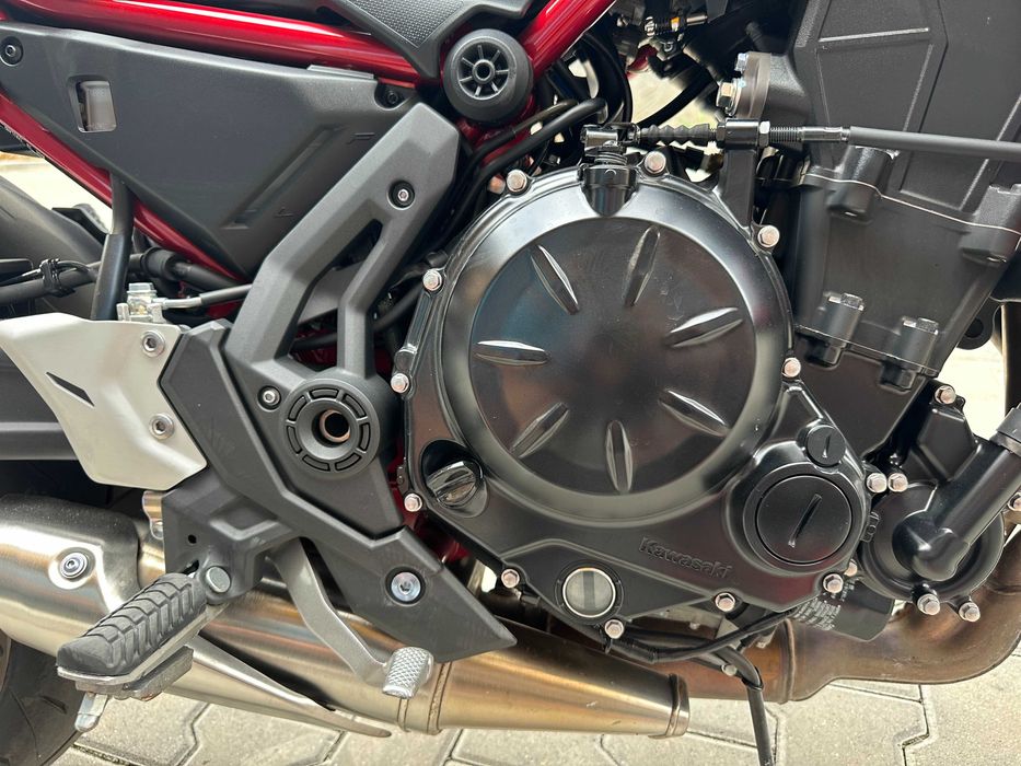 Продавам Kawasaki Z650 68к.с. 650куб. 2023г. СПЕШНО!!!