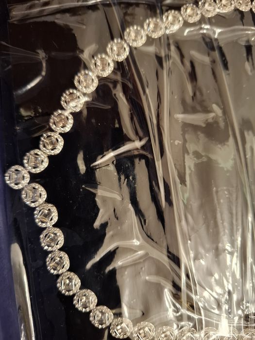 Colier cu pietre Swarovski nou