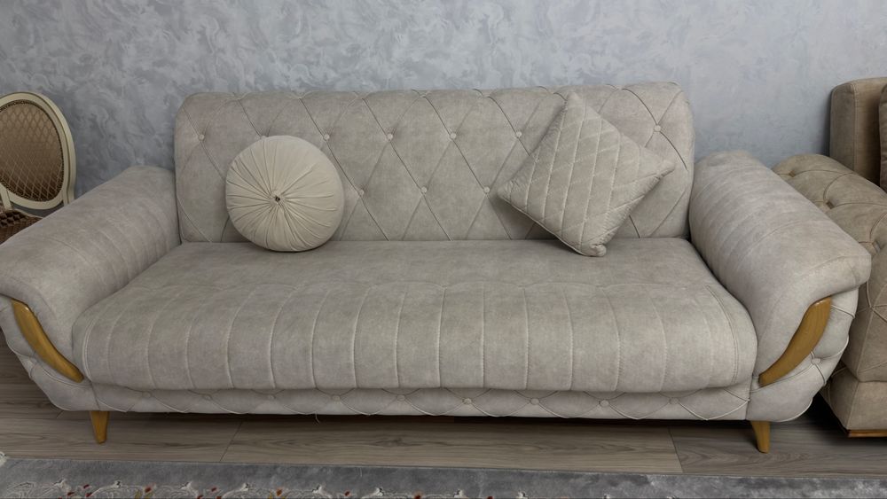 Продам диван в отличном состояние