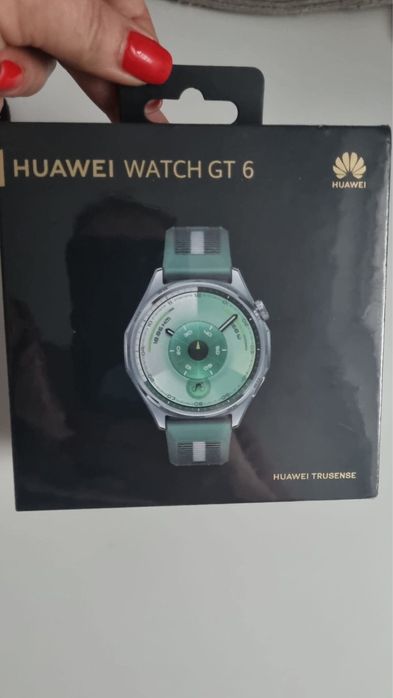 Vând smartwatch HUAWEI WATCH GT6
