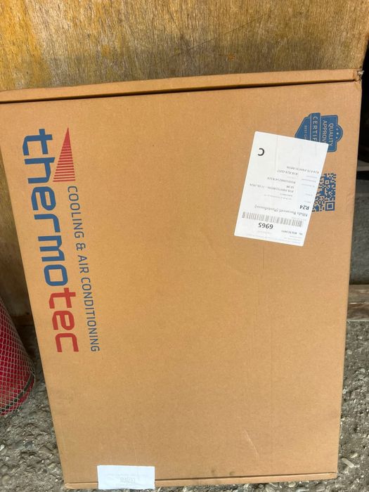 Vand player sony si Radiator Apa&AC LOGAN