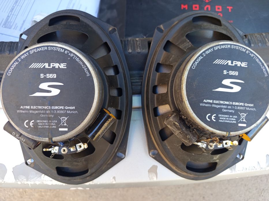 Продам колонки 2 штуки