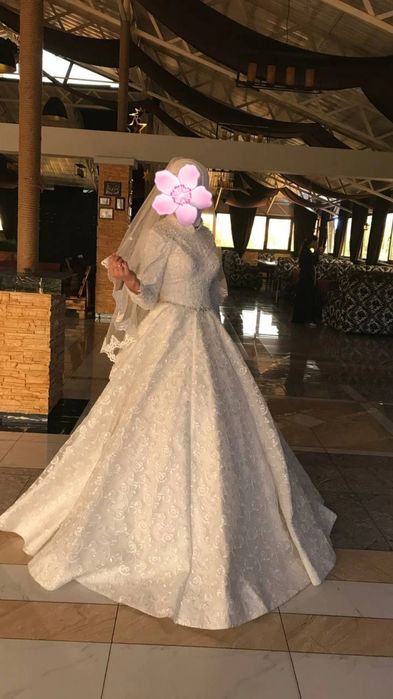 Свадебное платье в идеальном состоянии.