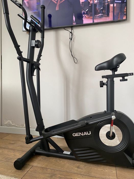 Продается складной эллиптический тренажер.