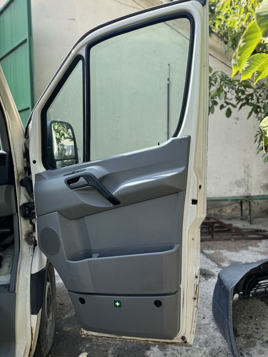 Предни врати VW crafter/ фолксваген крафтер Mercedes sprinter