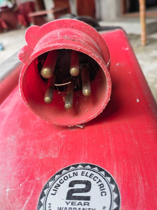 Aparat sudura lincoln v405s