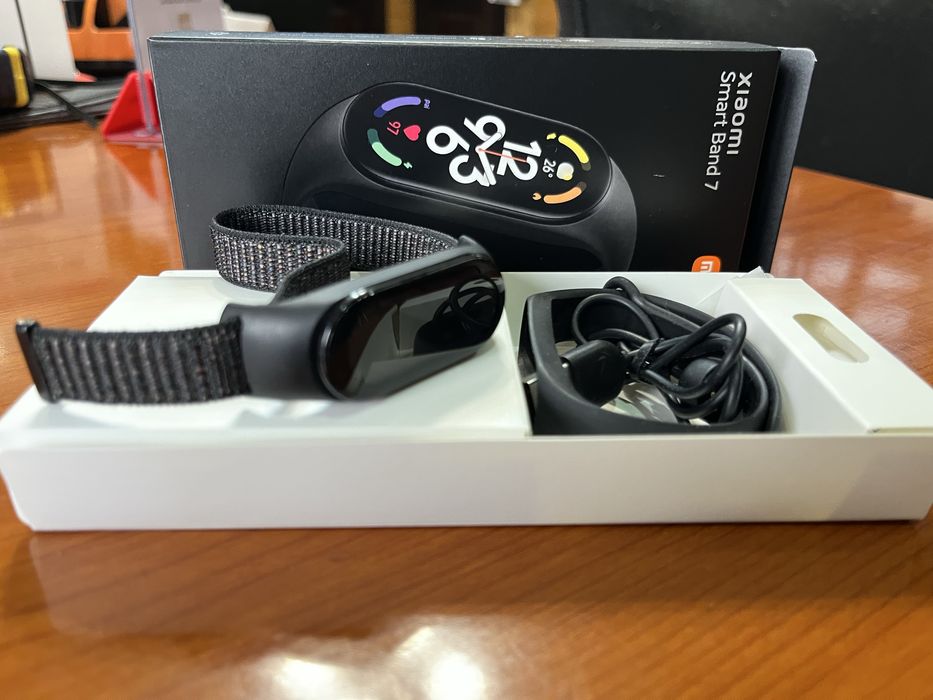 Ми бенд 7 в хорошем состоянии.