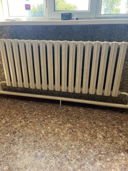 Срочна продам батареи чугунное.