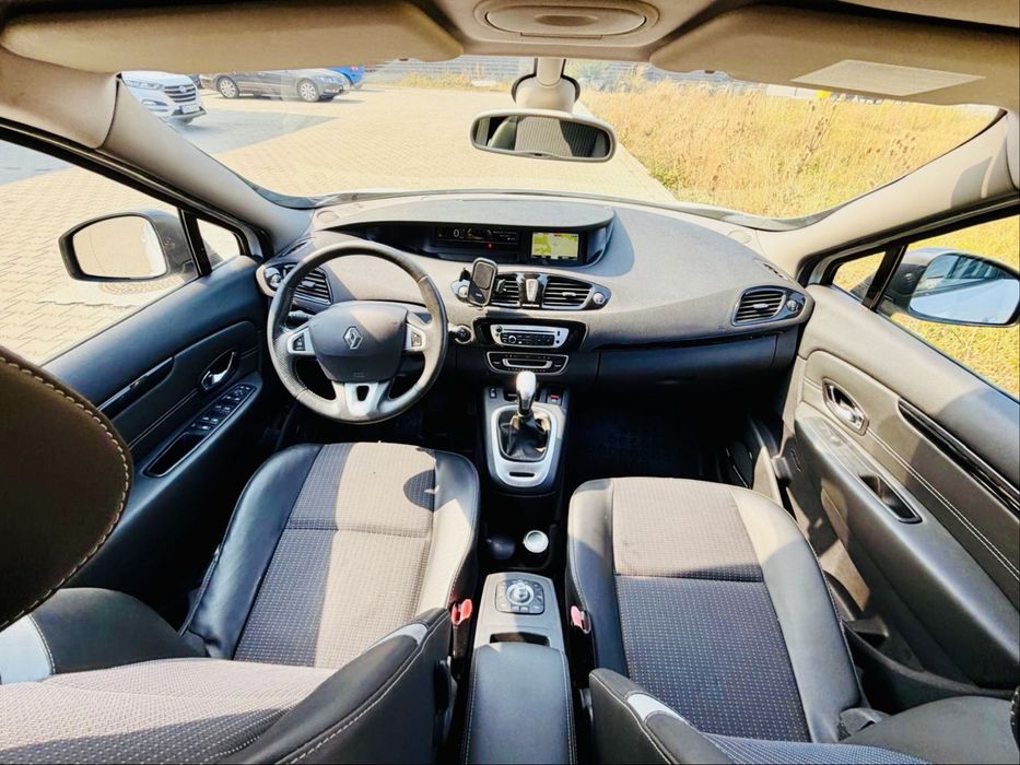 Renault Scenic  An 2012