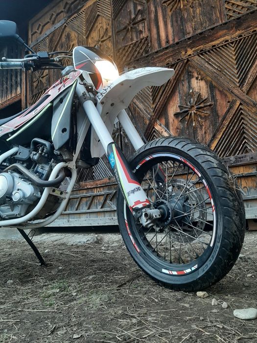 Supermoto Husqvarna SMR 125