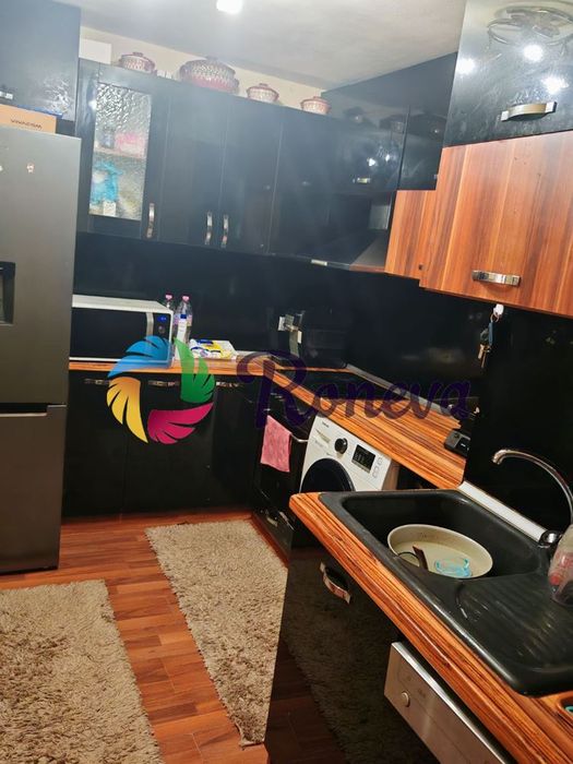 2-стаен в Варна-Колхозен пазар площ 84 цена 150000