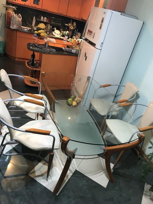 Кухненска маса и столове