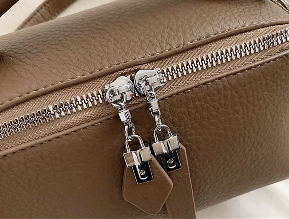 Сумка кросс боди коричневая