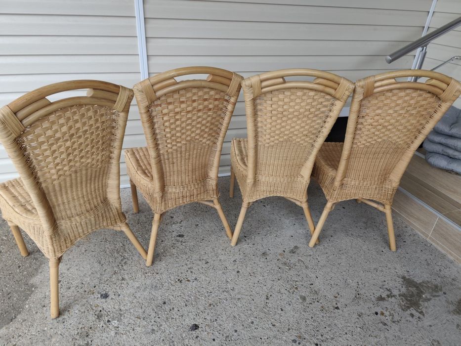 4 броя столове от естествен ратан