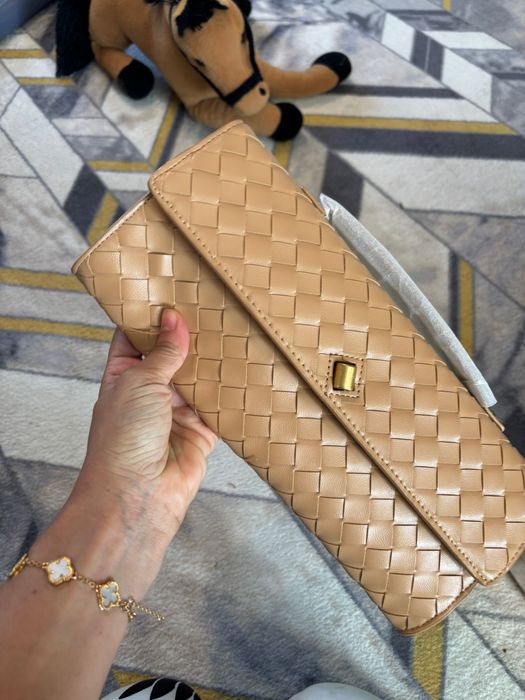 Geanta bottega veneta