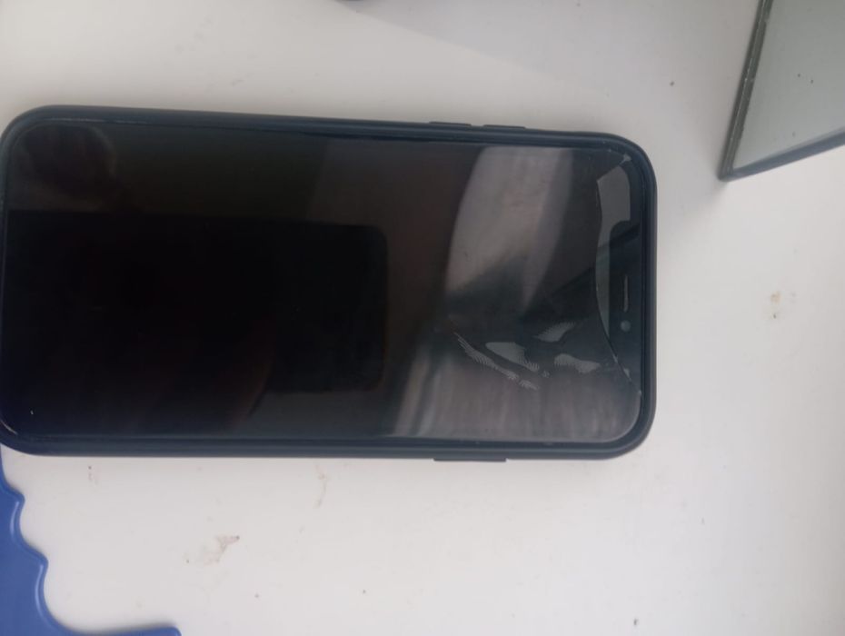 Айфон хр срочно обмен