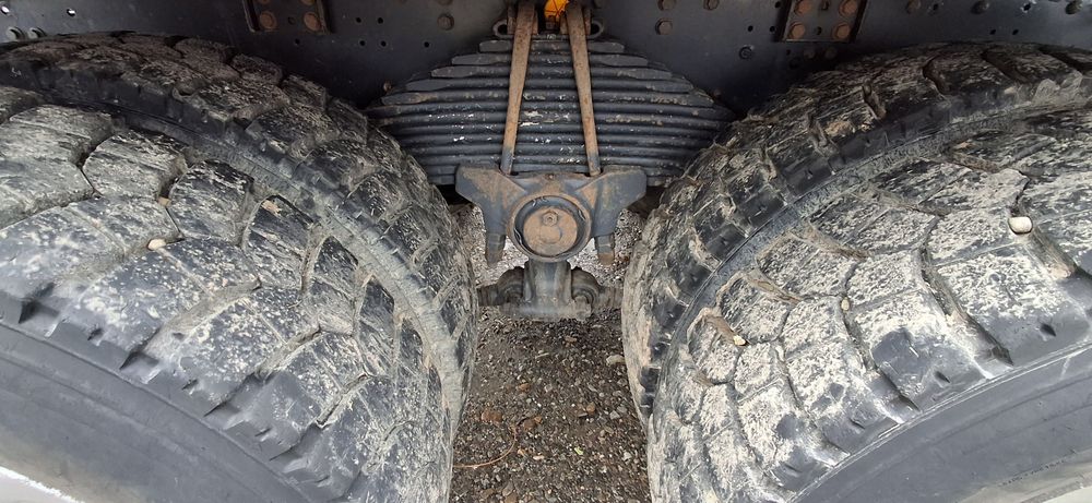 Vând Iveco Trakker 8×4 euro 5