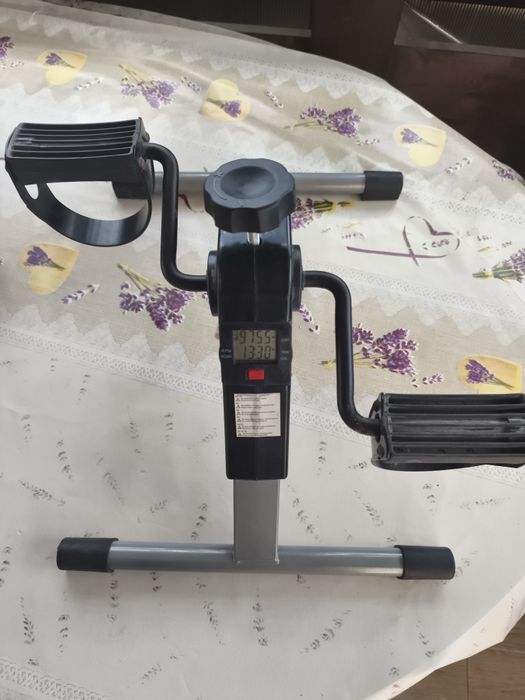 Mini bicicleta medicala /fitness