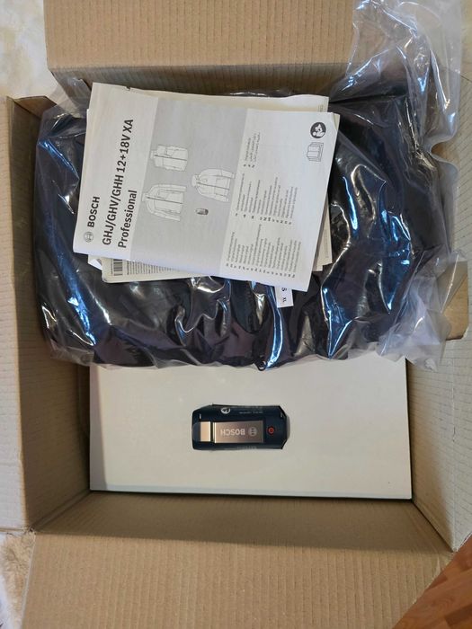 Bosch GHJ 12+18V XA jacheta cu incalzire M + GAA 12V-21