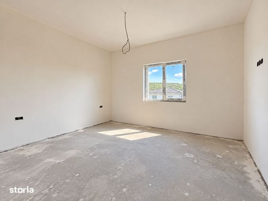 Casa Pe un Nivel - SU 90MP I Teren 490MP - la Intrare in Campenesti