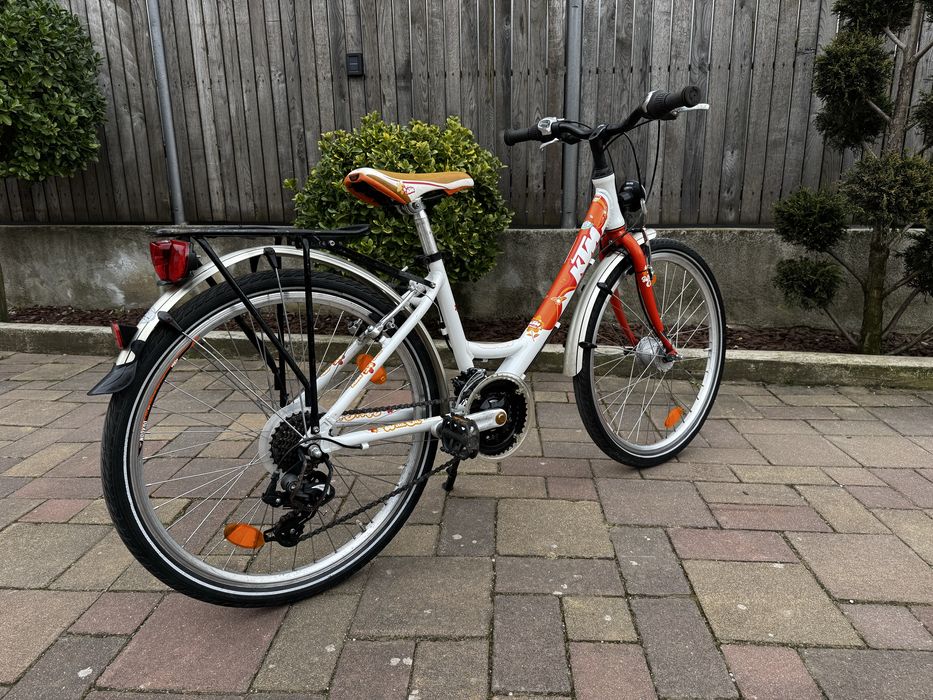 Bicicleta KTM 24" Wild Cat alb/portocaliu 35 cm