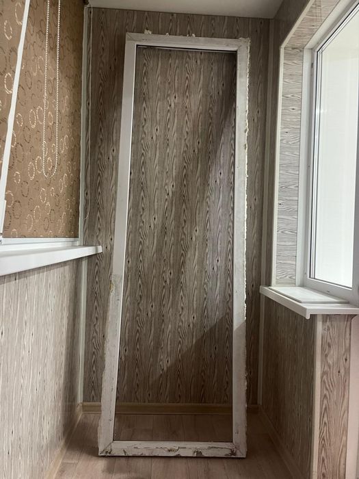 Продам дверь. С балкона.