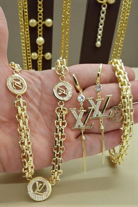 Bijuterii din inox placate cu aur