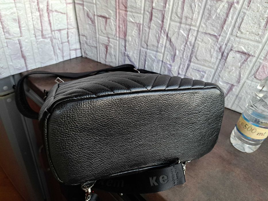 дамска раница,черна кожена,чанта-естествена кожа,