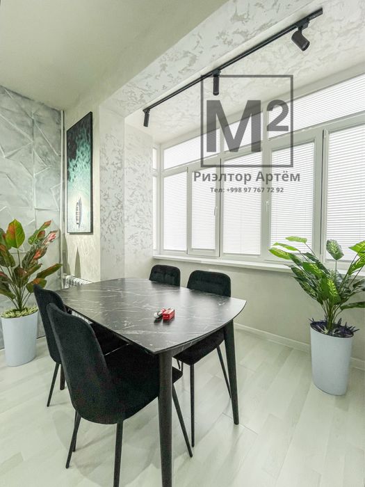 2/2/5 Максим Горький - Остановка Художников - МВС