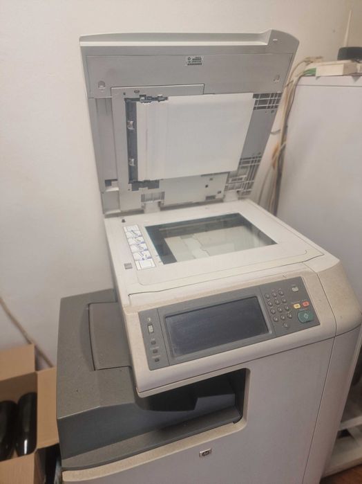 Imprimanta  HP Color Laser Jet CMA4730 MFP