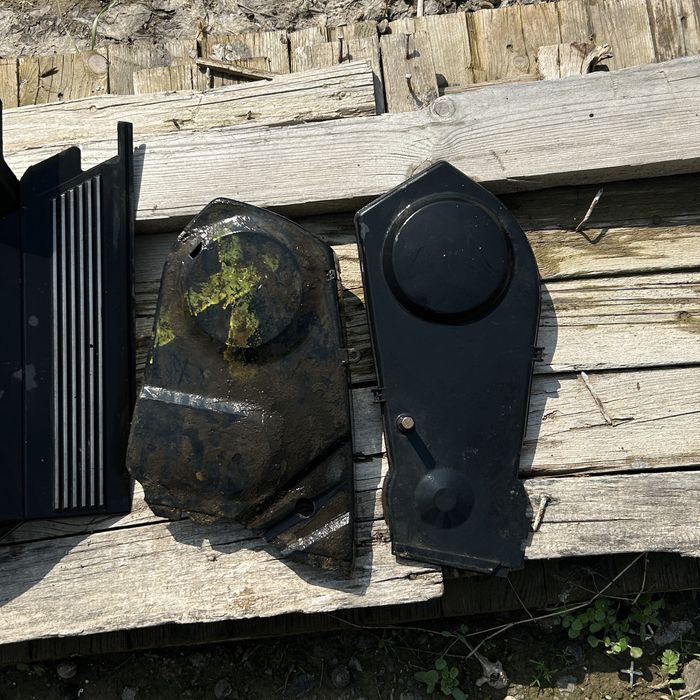 Ауди 2.6 крышка двигатель