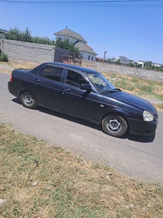 Приора продаётся