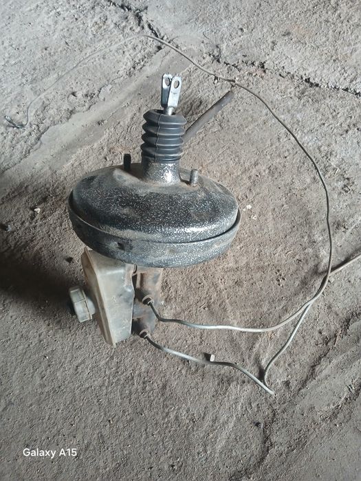 Вакуум тормозной на ваз десятого семейства в сборе