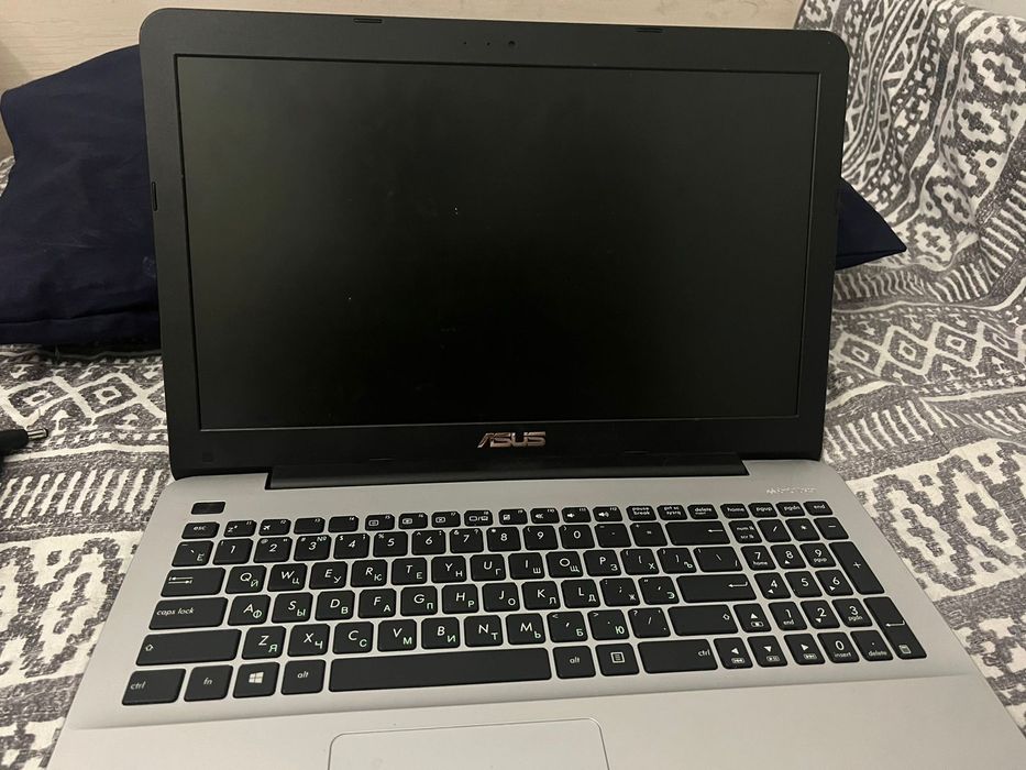 Продам ноутбку офисный 30 тыс