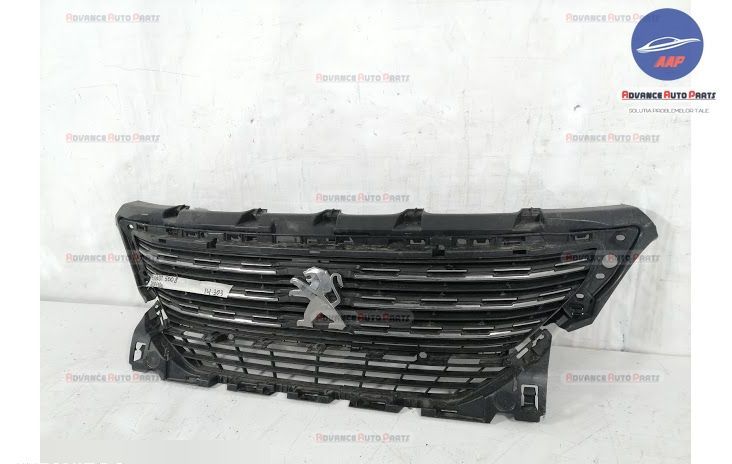 Оригинална централна решетка Пежо / Peugeot 2 [ , , , , ] Оригинална ц