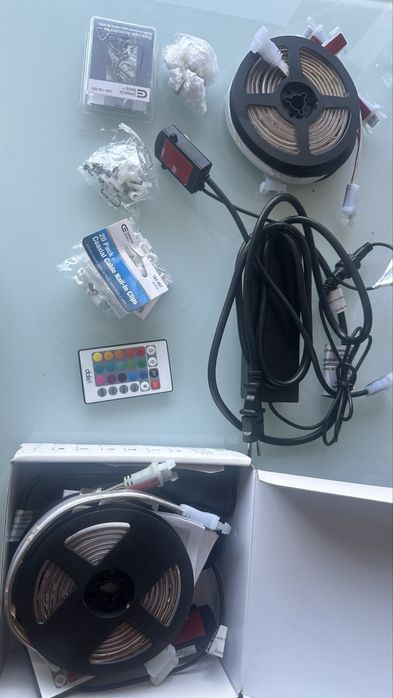 Banda led RGBW pentru exterior Dals, made in USA, noua, 2 seturi de 7.3m