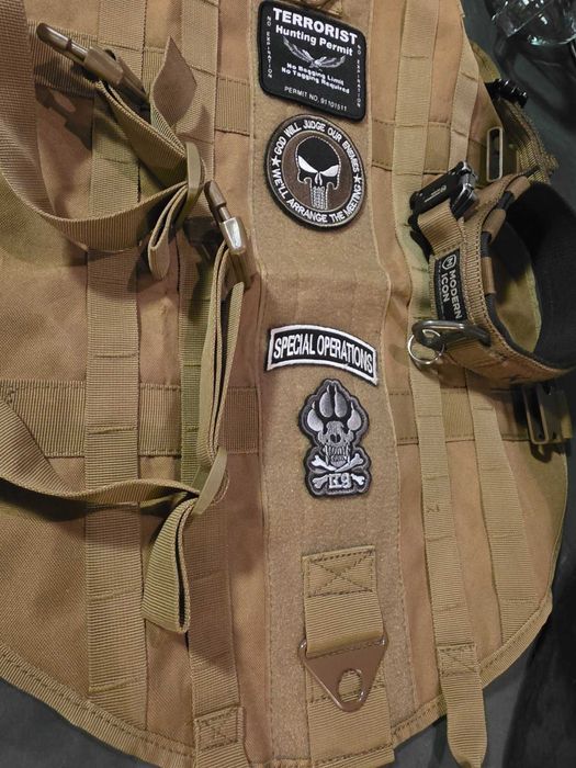 Тактическа K9 жилетка MOLLE за работно куче - НОВА + 4 нашивки