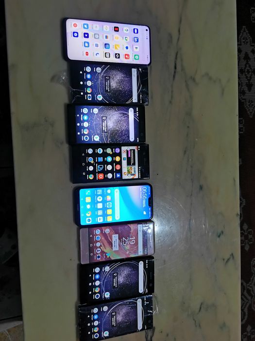 Vănd telfone noi