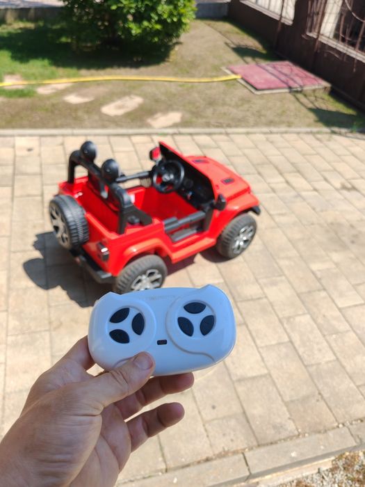 Mașinuță electrica
